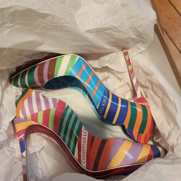 Christian Louboutin HOT CHICK 100 Scallop Heels Pumps Shoes Grand BainStiletto - Picture 13 of 13